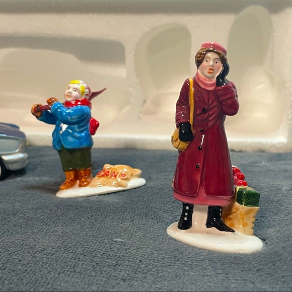 The Original Snow Village “Stuck In The Snow” set of 3 - Picture 4 of 9